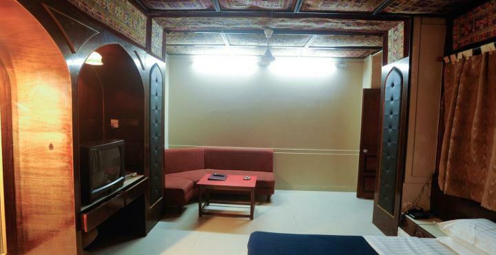 Hotel Siddhartha Palace Ahmedabad Exterior foto